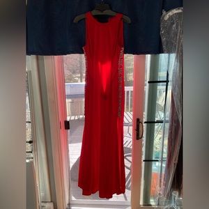 Selling fiancés old prom dress - size 8/10